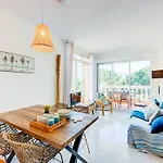 Apartamento Beachside W Pools