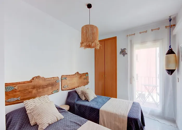 Beachside W Pools Apartman *