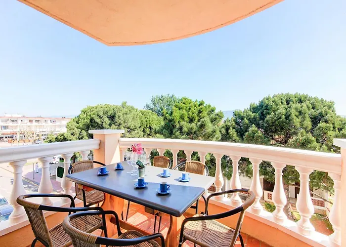 Beachside W Pools Apartman Empuriabrava