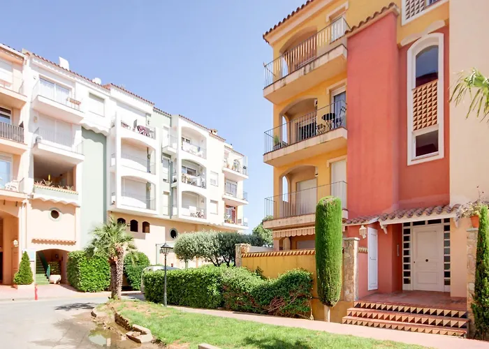 Apartman Beachside W Pools Empuriabrava