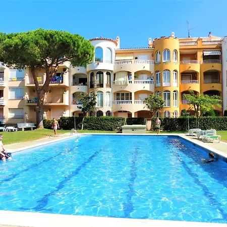 With Mountain Views * Empuriabrava