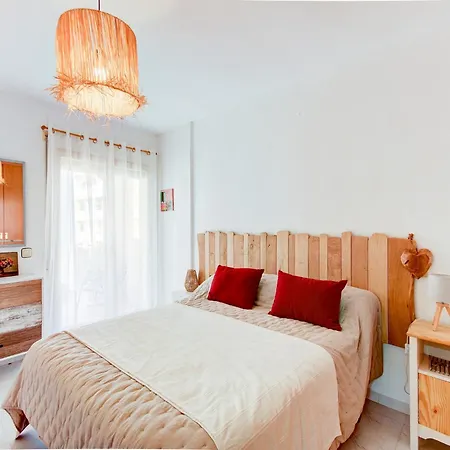 Apartment With Mountain Views Empuriabrava