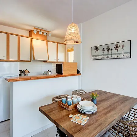 Apartment With Mountain Views Empuriabrava